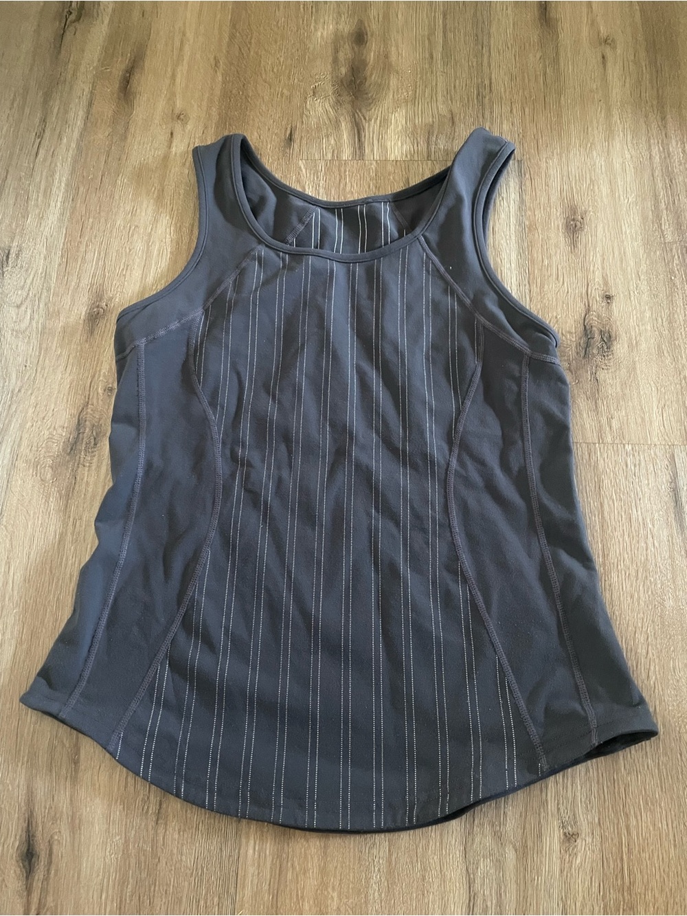 Lululemon tank top size 10